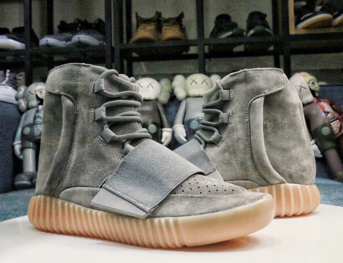 Adidas Yeezy Boost 750 Gum Grey/Glow Sole 2016