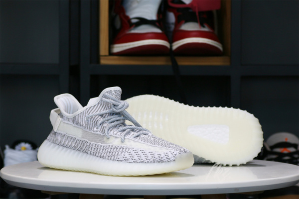 2018 Yeezy 350 V2  Static  Grey None Reflective ( A1)