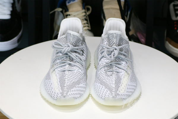 2018 Yeezy 350 V2  Static  Grey None Reflective ( A1)