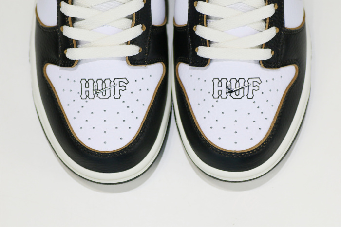 HUF x Nike SB Dunk Low “San Francisco”