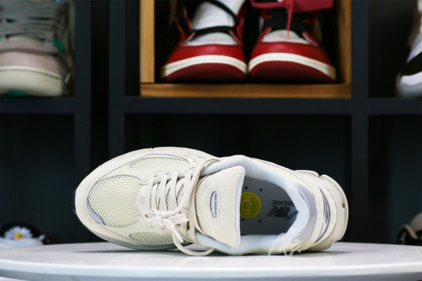 New Balance 2002R Bone Light Aluminum Sneakers