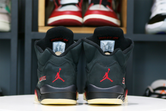 Air Jordan 5  Gore-Tex  Off Noir