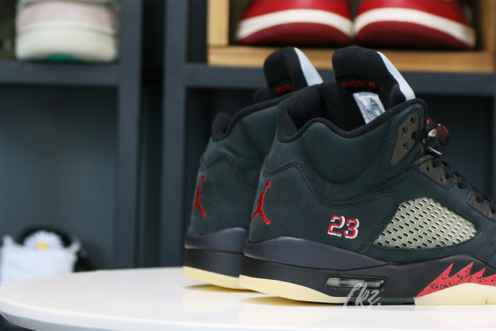 Air Jordan 5  Gore-Tex  Off Noir