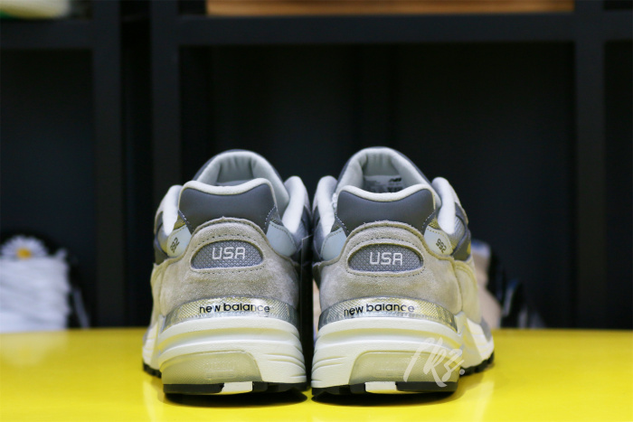 New Balance 992 Made In USA Grey