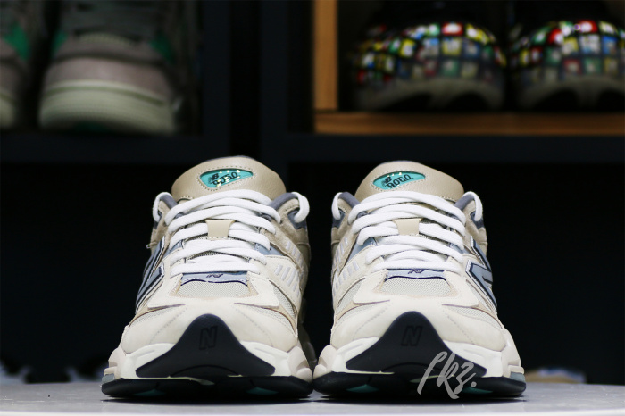 NEW BALANCE 9060 Sea Salt