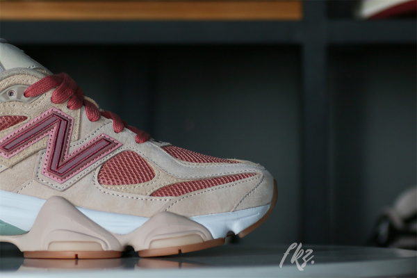 Joe Freshgoods X 9060 Penny Cookie Pink