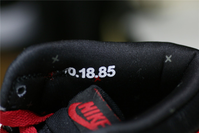 Air Jordan 1 OG  Banned/Bred  2011(Up to Size 14)