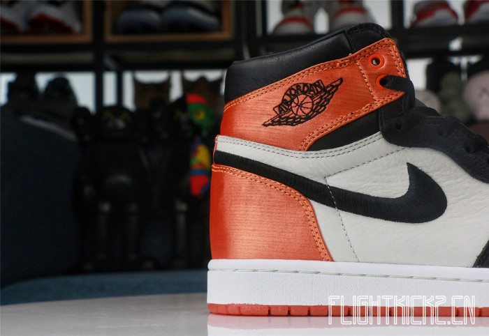 Air Jordan 1  Satin Shattered Backboard  2018 Size5.5/38