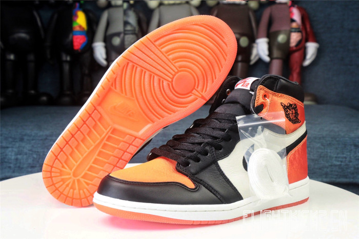 Air Jordan 1  Satin Shattered Backboard  2018 Size5.5/38