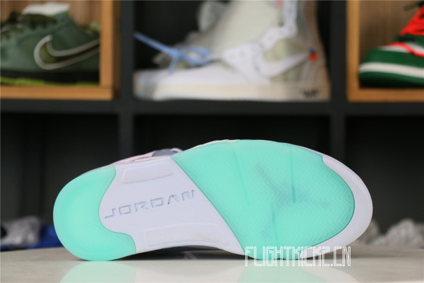 Air Jordan 5 Easter 2022 Size8/41