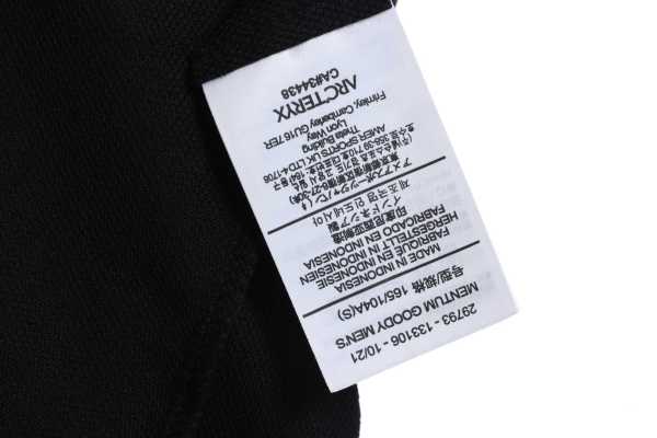 ARC'TERYX  Arm Pocket Functional Hoodie