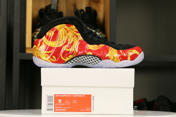 Supeme x Nike Air Foamposite One Red（A1）