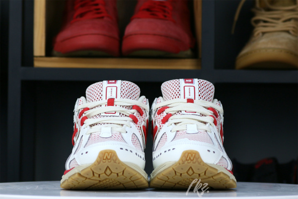 New Balance 1906R White Red M1906RO