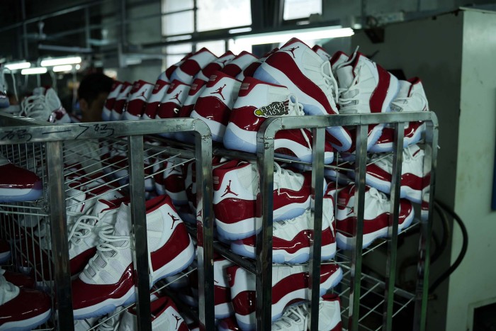 Air Jordan 11 Retro Cherry 2022（A1）