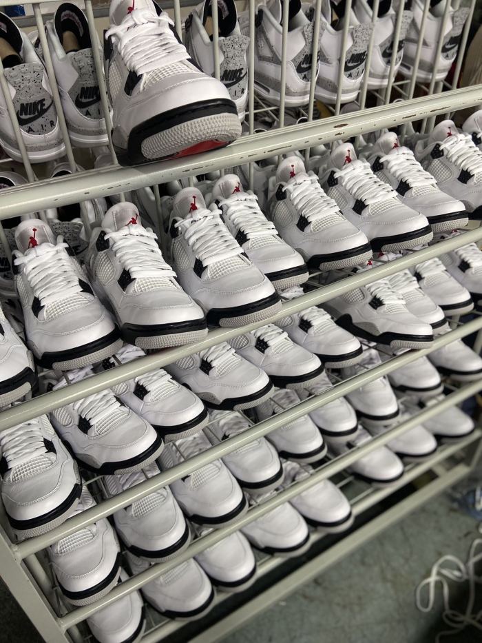 Jordan 4 Retro White Cement 2016（A1）