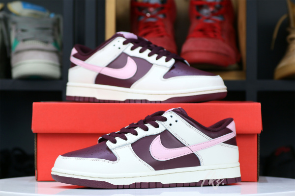 Nike Dunk Low Retro PRM Valentine's Day 2023