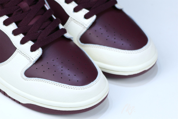 Nike Dunk Low Retro PRM Valentine's Day 2023