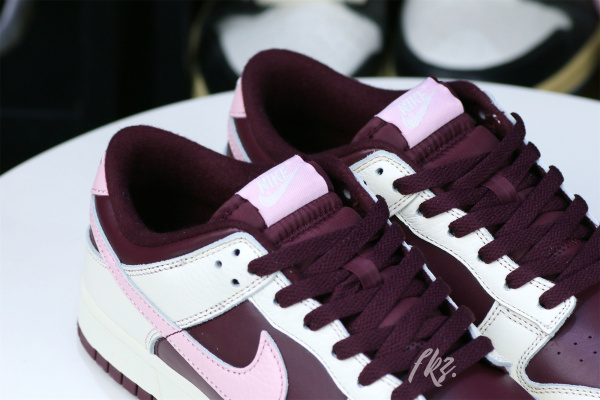 Nike Dunk Low Retro PRM Valentine's Day 2023