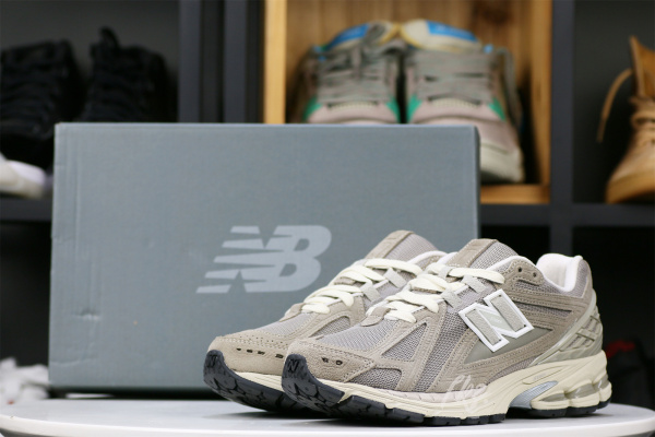 New Balance 1906R Beige Cream