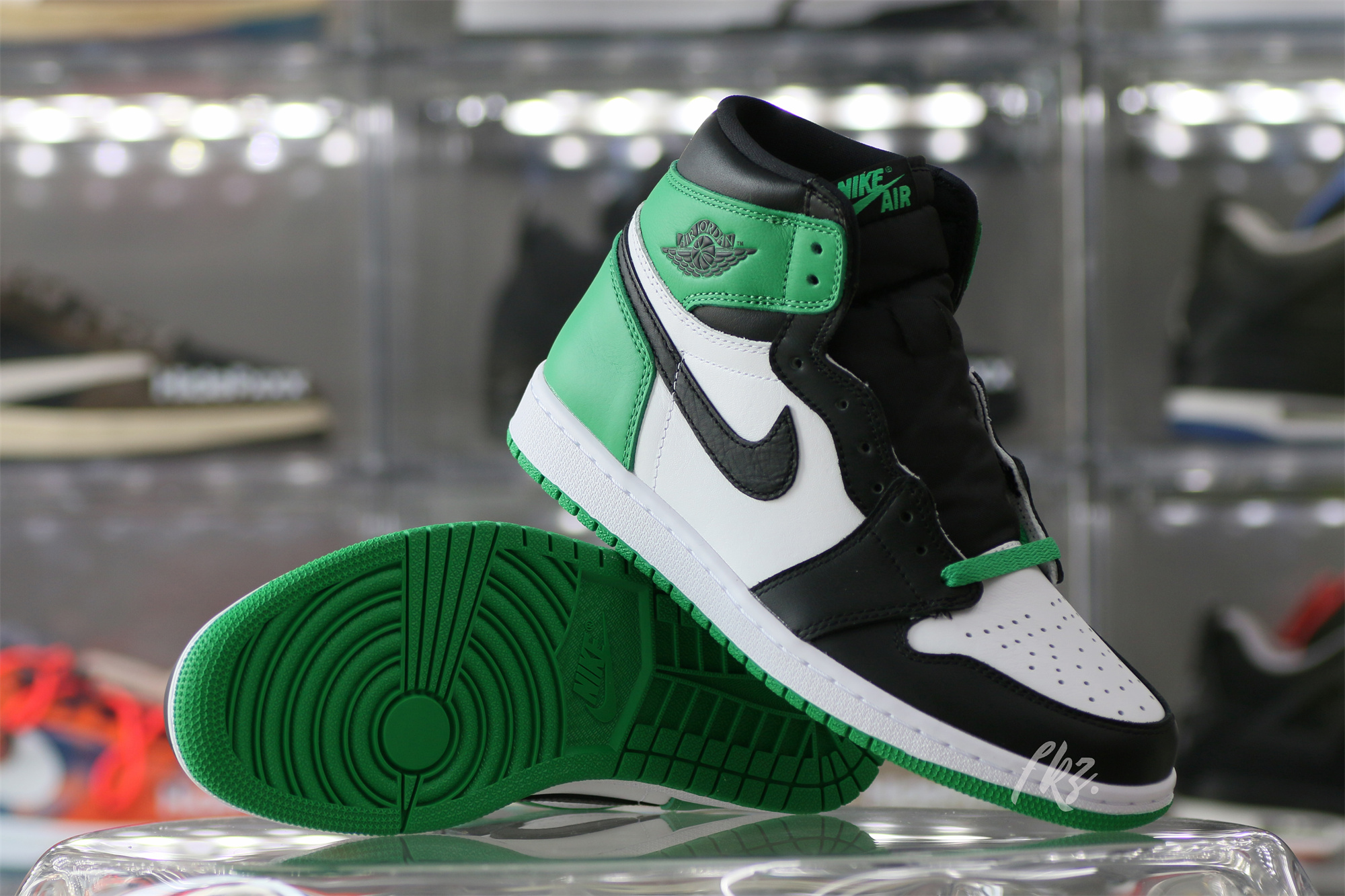 nike air jordan 1 high lucky green 訳あり | testes.metalesp.com.br