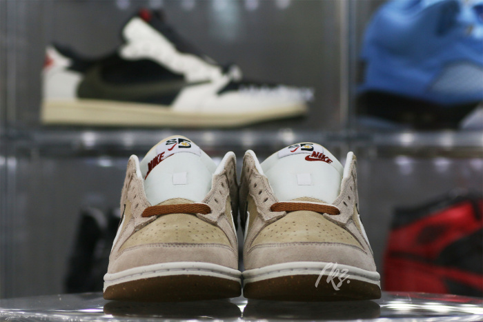 Nike Dunk Low Double Swoosh SE 85 Bear