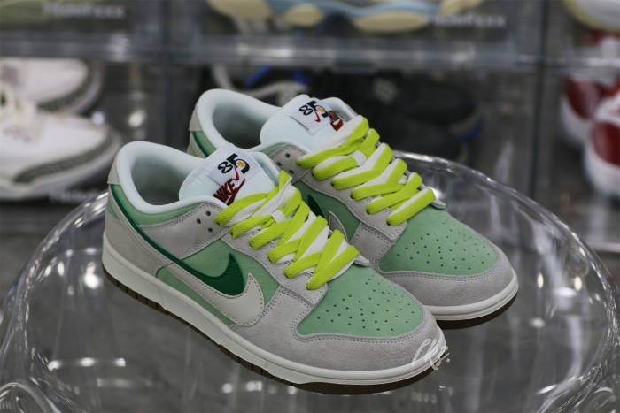 Nike Dunk Low SE 85 Green