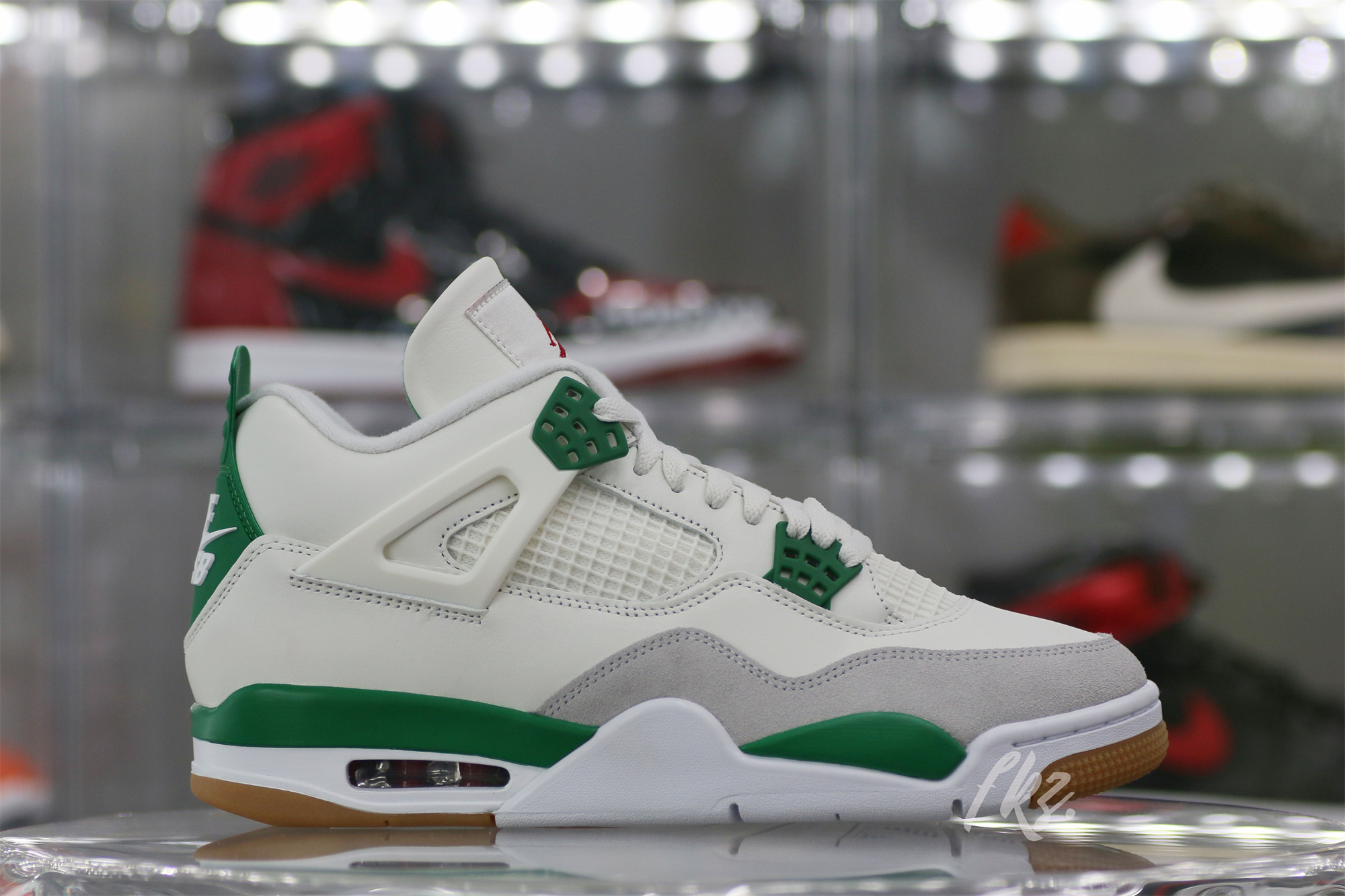 US$ 124.20 - Nike SB x Air Jordan 4 “Pine Green” 2023 (Pre-sale