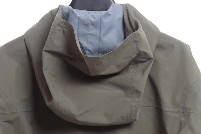 Arc'teryx sixth generation gold embroidery hard shell jacket