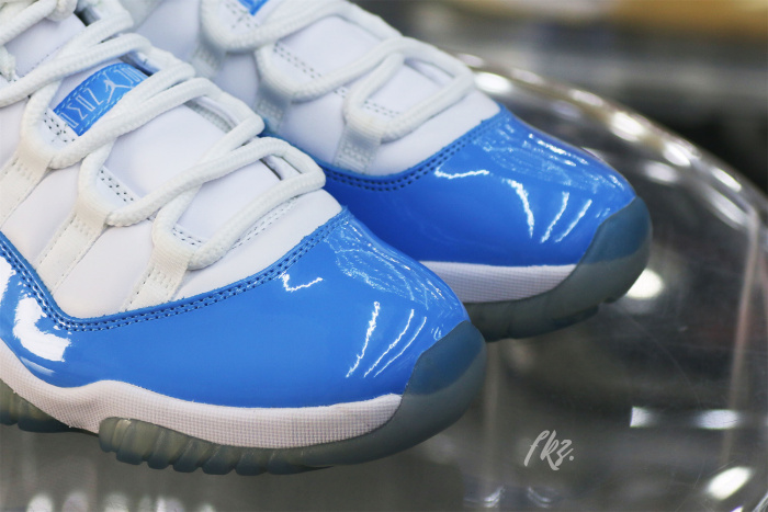 Air Jordan 11 Retro Low  UNC 2017