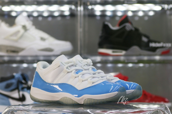 Air Jordan 11 Retro Low  UNC 2017