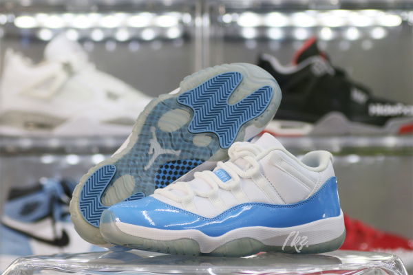 Air Jordan 11 Retro Low  UNC 2017