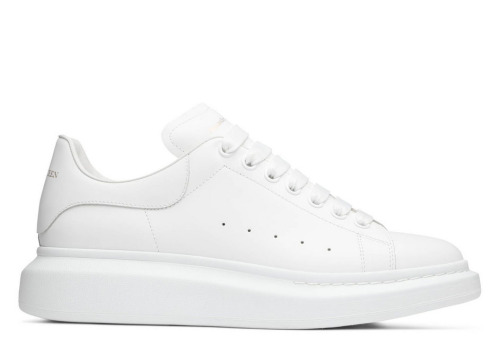 Alexande* McQuee* Oversized Sneaker 'White'