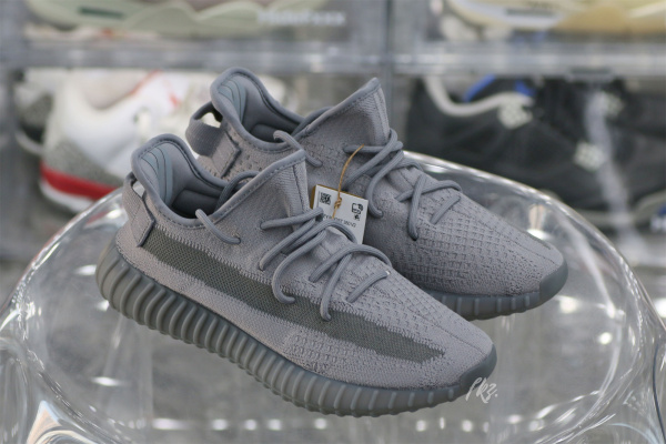 Yeezy Boost 350 V 2 Steel Grey 2023