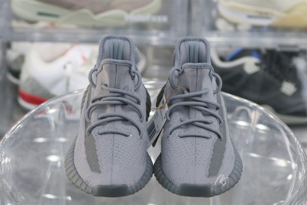 Yeezy Boost 350 V 2 Steel Grey 2023