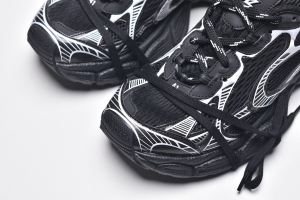 Balenciag* 3XL Sneaker 'Worn‑Out ‑ Black White'