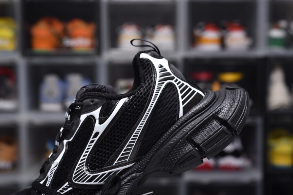 Balenciag* 3XL Sneaker 'Worn‑Out ‑ Black White'