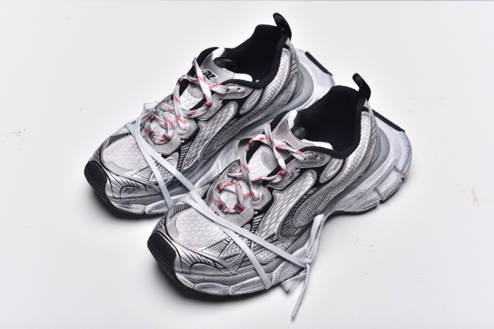 Balenciag* Women's 3XL Track Mesh