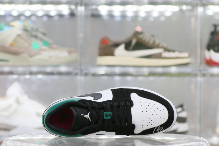 Air Jordan 1 Low Mystic Green 2019