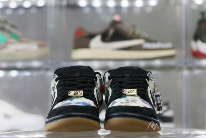 Supreme x Nike SB Dunk Low 2023
