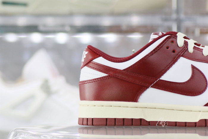 Nike Dunk Low PRM Vintage Team Red（A1）