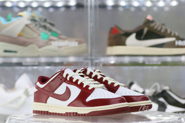 Nike Dunk Low PRM Vintage Team Red（A1）