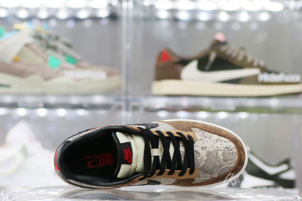 Nike Dunk Low Premium CO.JP Brown Snakeskin