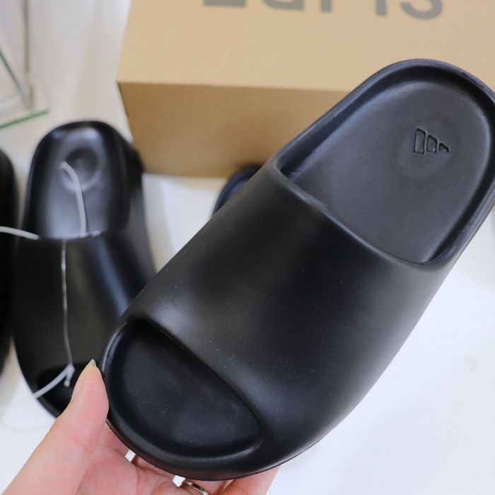 Adidas Yeezy Slide Onyx (Kids)