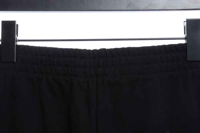 AMI 22ss heart embroidery shorts