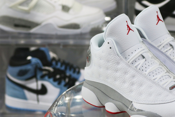 Air Jordan 13 Retro 'Wolf Grey'