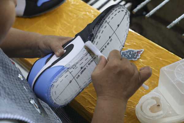 Air Jordan 1 Retro High OG University Blue UNC 2023 （A1）