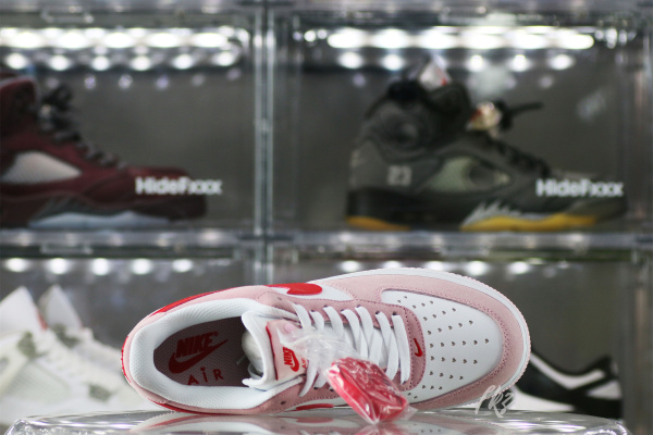 Nike Air Force 1 Low '07 QS Valentine's Day Love Letter