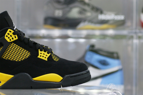Air Jordan 4 Retro Thunder 2023（A1）