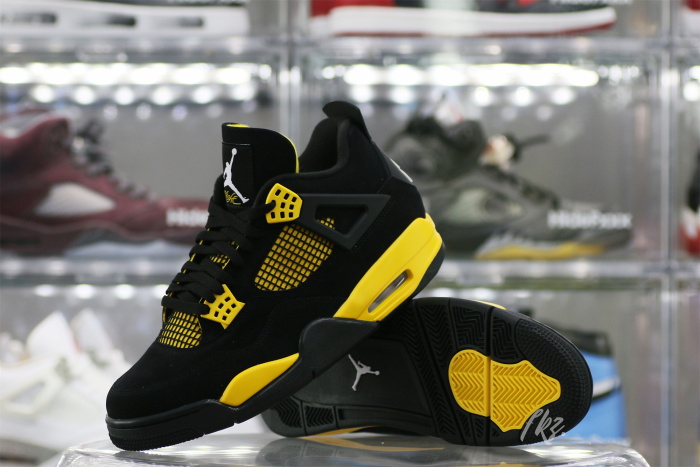 Air Jordan 4 Retro Thunder 2023（A1）