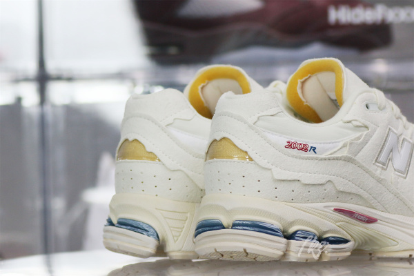 New Balance 2002R Protection Pack Sea Salt